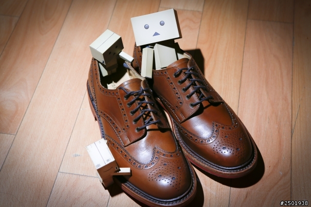 開箱！ 英國製手工皮鞋(牛津鞋）Loake 1880 Premium Worton Dainile鞋底經典雕花手工鞋