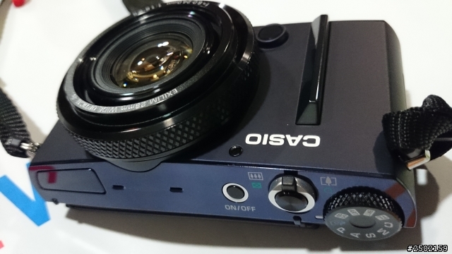 CASIO EXILM EX-10