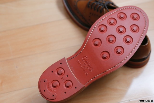 開箱！ 英國製手工皮鞋(牛津鞋）Loake 1880 Premium Worton Dainile鞋底經典雕花手工鞋