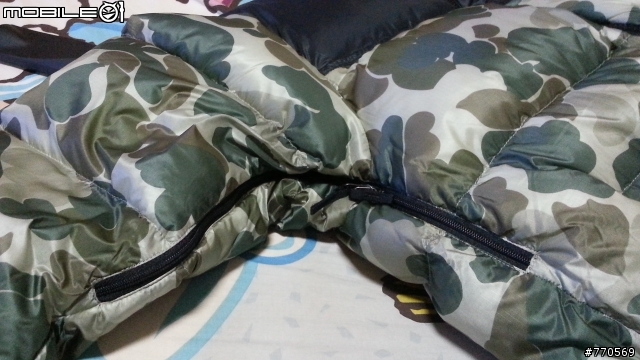 新入荷 THE NORTH FACE 光電子超級極輕迷彩外套