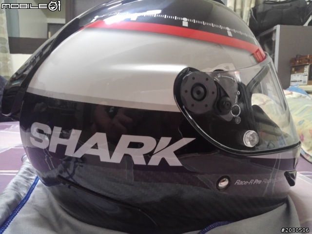 人生中的第一頂全罩進口帽 Shark Race-R Pro Carbon