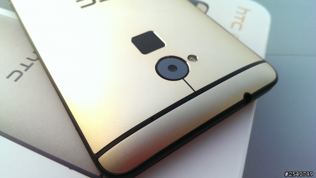 【HTC One MAX 琥珀金 】金光閃閃孝親機璀璨開箱
