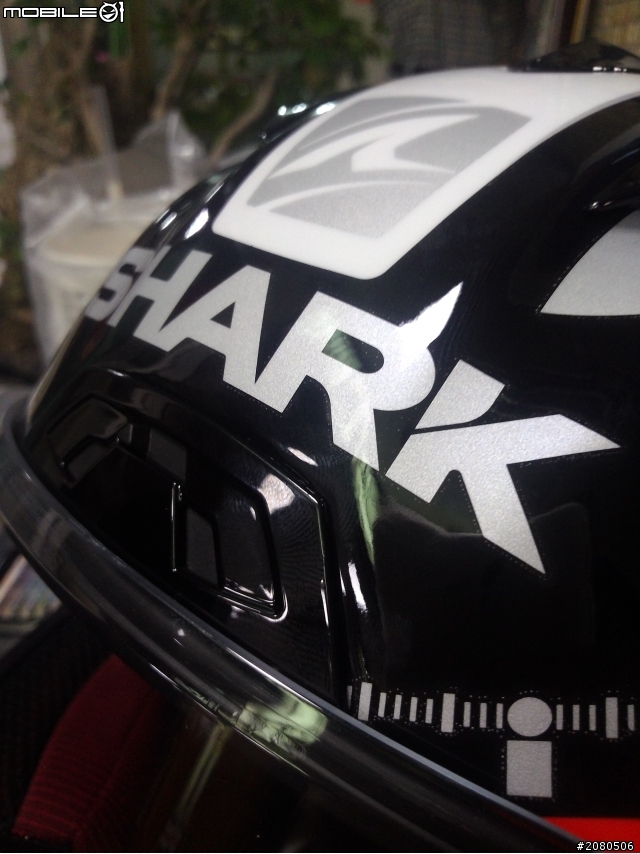 人生中的第一頂全罩進口帽 Shark Race-R Pro Carbon