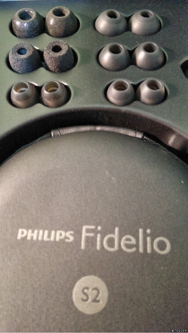 【開箱】Philips Fidelio S2