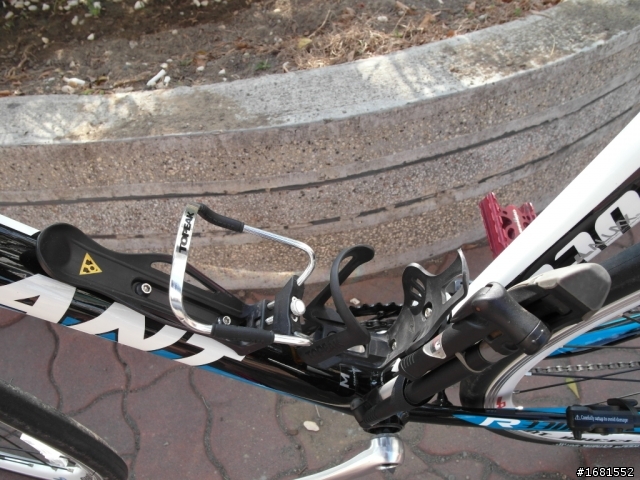 人生第一台公路車 GIANT R3300 /新增圖片