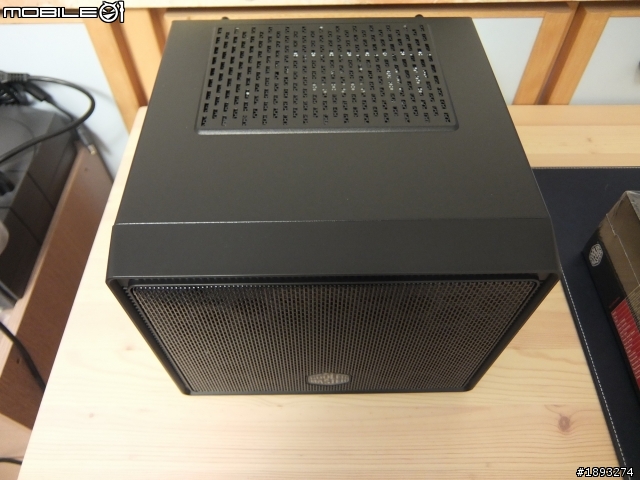 [開箱] 新年新氣象 Cooler Master Elite 110 ITX 小機殼