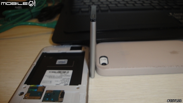 S4電池膨脹問題