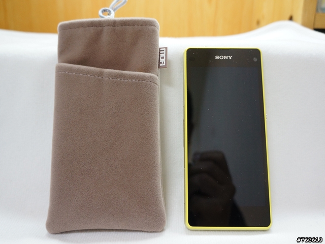 Z1 compact 絨布套分享