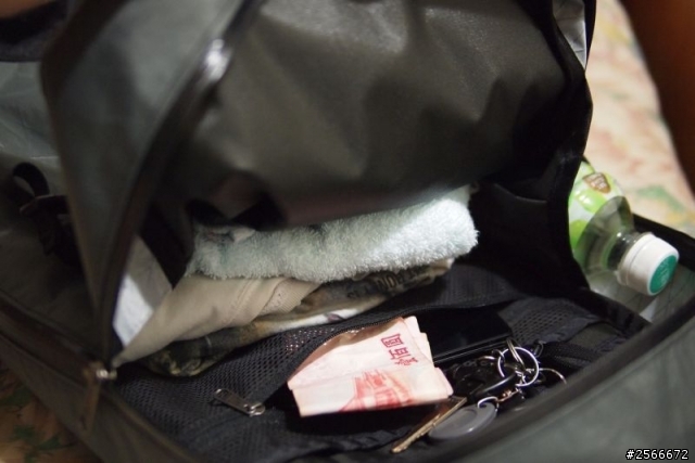 (開箱) HANCHOR 防水後背包