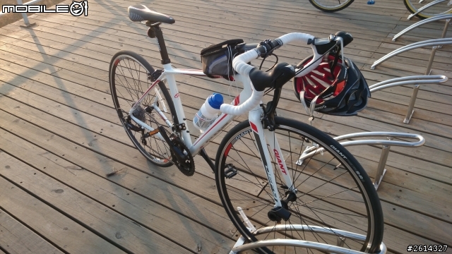 Giant 2014 Defy3 晚開箱