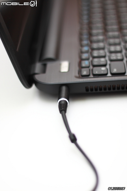 【開箱】DELL LATITUDE 3540