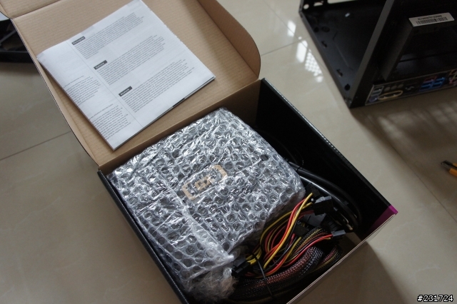 分享 低耗電高效能自組HTPC（圖多）