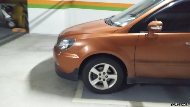 關於社區汽車位停機車導致別人的車很難進出該如何?