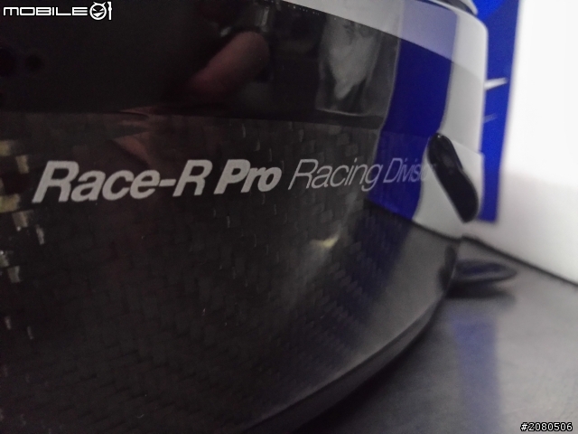 人生中的第一頂全罩進口帽 Shark Race-R Pro Carbon
