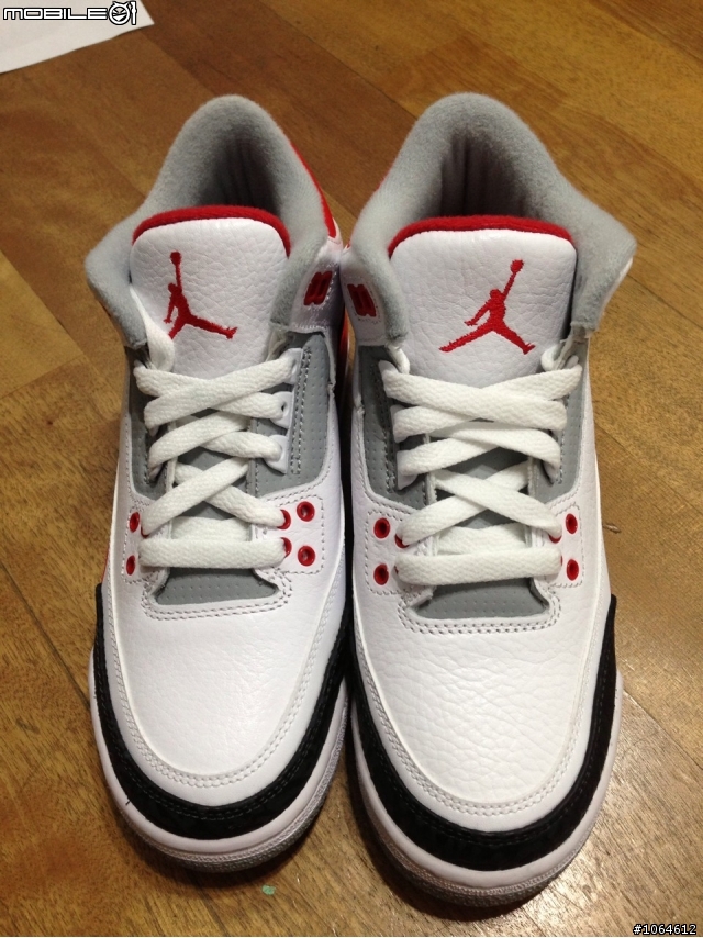 請幫忙看jordan 3 AJ3的真假