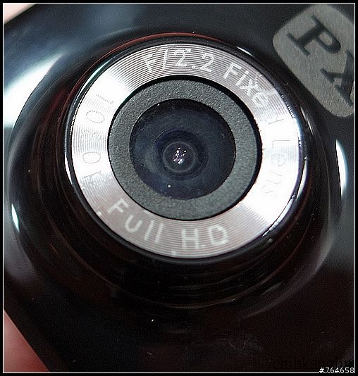 開箱 大通 DV-2100行車記錄器