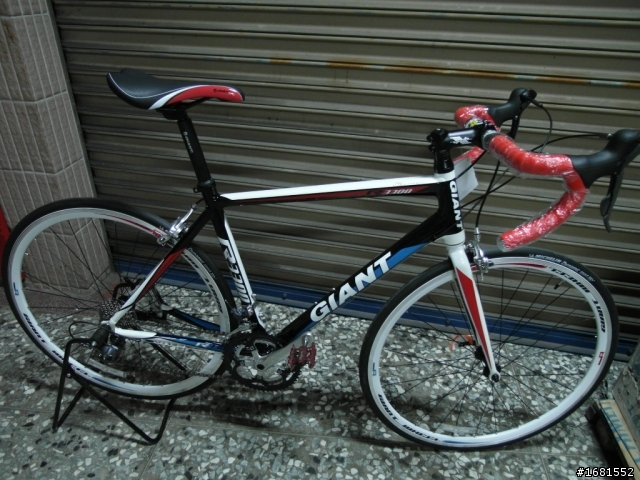 人生第一台公路車 GIANT R3300 /新增圖片