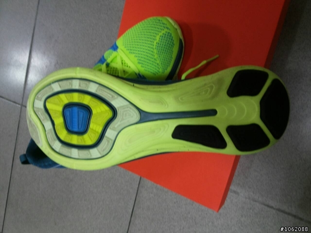 Nike flyknit lunar 2 開箱分享