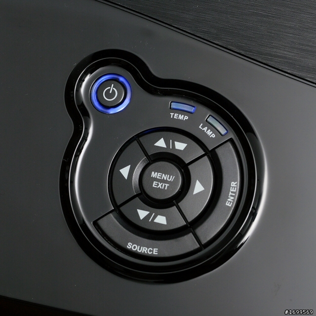 《3C見學記》ViewSonic PJD8333s有點遺憾小開箱