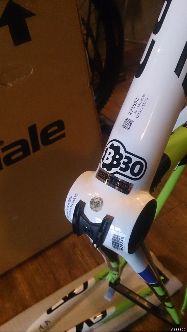 2014 CANNONDALE EVO HI-MOD TEAM 開箱分享.