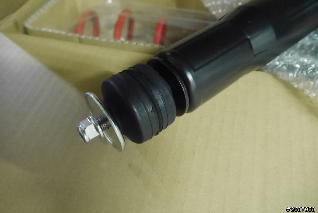 分享_2009 Honda Fit 更換 Showa Tuning Sport 避震器 + Spoon Rigid Collar Kit