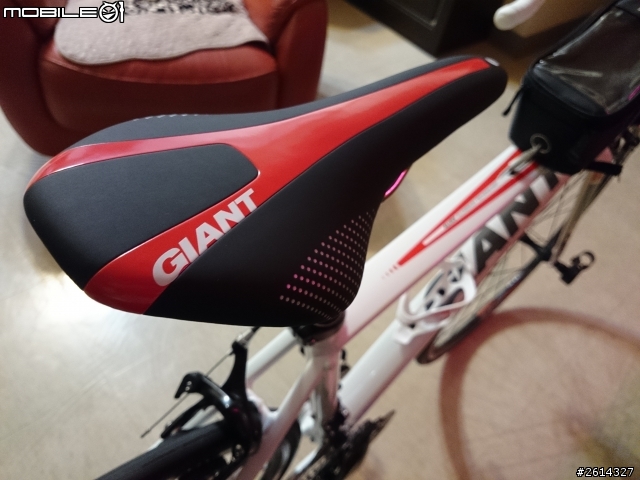 Giant 2014 Defy3 晚開箱