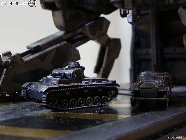 一年一次!宅魂燃燒又遲到的超花時間模型 - 1/100 Metal Gear Rex