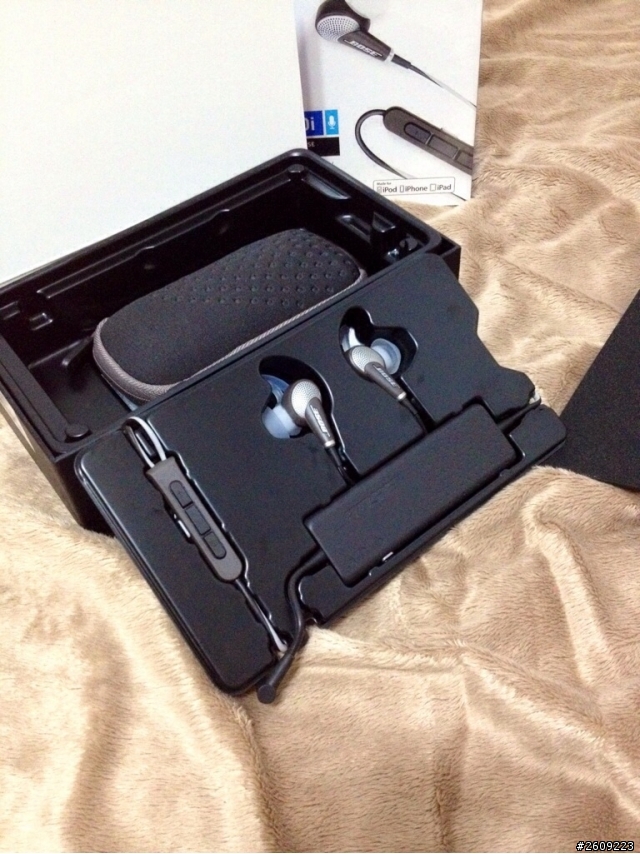 BOSE QC20i 開箱