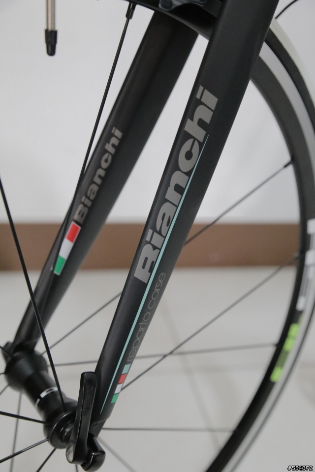 不專業開箱 Bianchi Sempre B4P Ultegra Di2