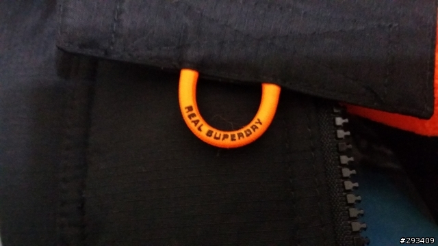 SUPERDRY windcheater jacket 真假問題