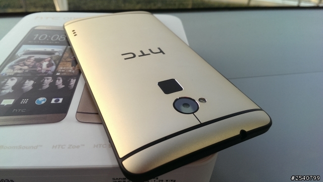 【HTC One MAX 琥珀金 】金光閃閃孝親機璀璨開箱