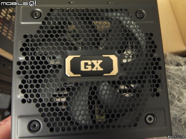 [開箱] 新年新氣象 Cooler Master Elite 110 ITX 小機殼