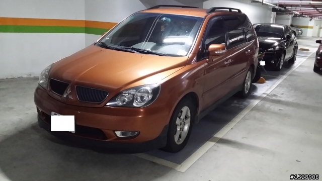 關於社區汽車位停機車導致別人的車很難進出該如何?