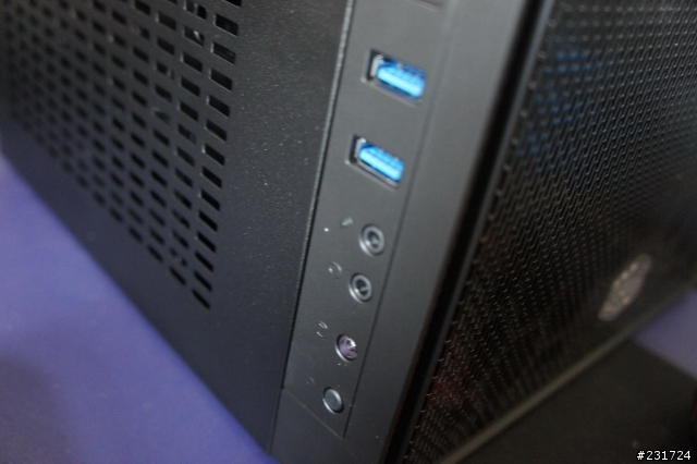 分享 低耗電高效能自組HTPC（圖多）