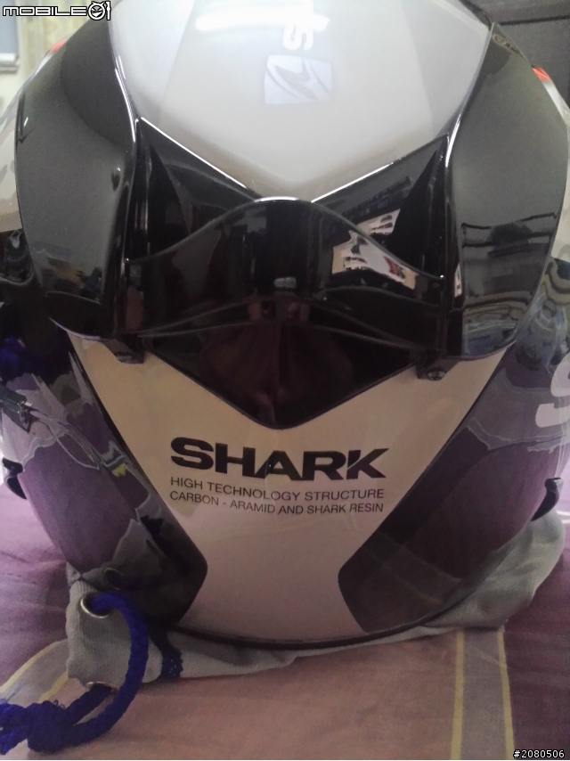 人生中的第一頂全罩進口帽 Shark Race-R Pro Carbon
