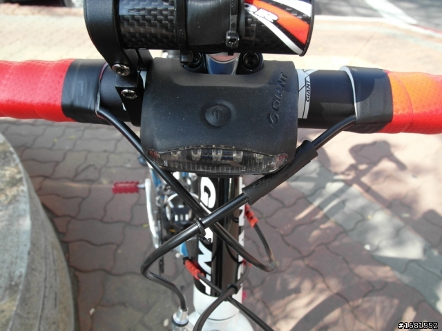 人生第一台公路車 GIANT R3300 /新增圖片