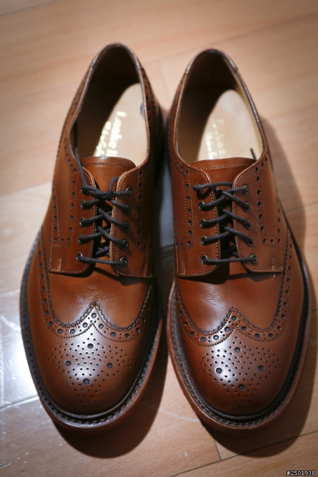 開箱！ 英國製手工皮鞋(牛津鞋）Loake 1880 Premium Worton Dainile鞋底經典雕花手工鞋