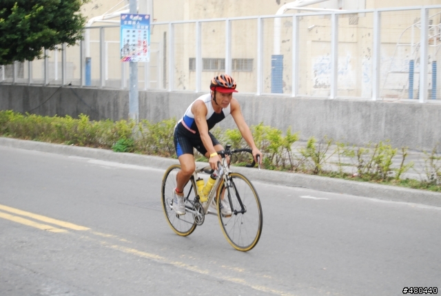2014年3/9高雄愛河鐵人賽自行車起點出發照片