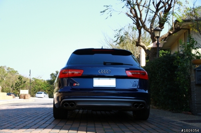 2014 Audi S6 Avant Test Report