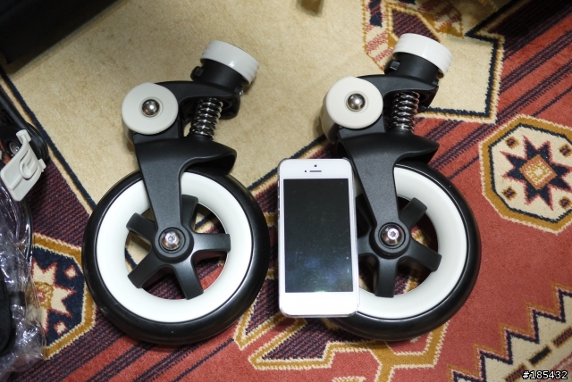 開箱Bugaboo bee plus推車 2014/2013 以及Maxi Cosi Prezi Infant Seat提籃開箱