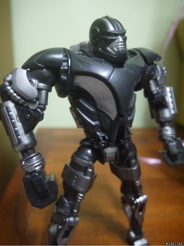 鋼鐵擂台(Real Steel)  ZENS V.S Atom