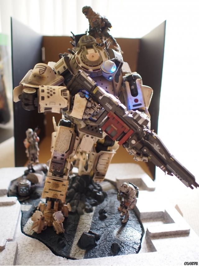 哈哈哈！被我等到了 Titanfall!! 13/3 補收藏版的圖