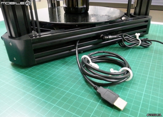 《Atom 3D印表機》超帥台灣的3D奇機的開箱、組裝分享