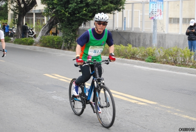 2014年3/9高雄愛河鐵人賽自行車起點出發照片