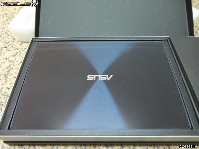 [開箱] ASUS Zenbook 再進化 UX301 深秘藍，耀眼登場