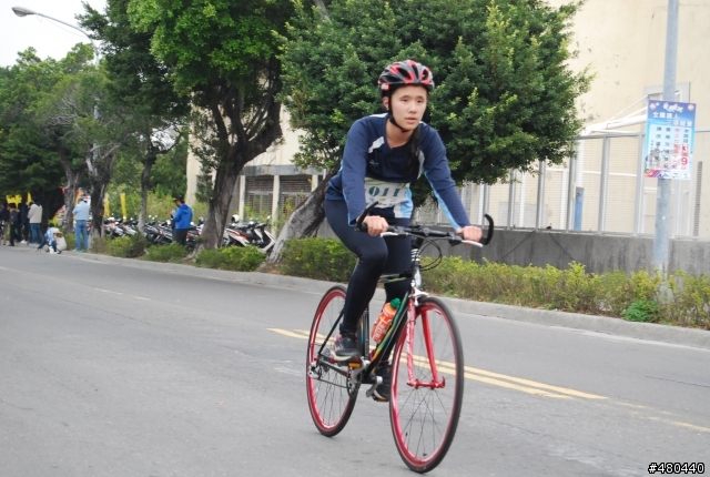2014年3/9高雄愛河鐵人賽自行車起點出發照片