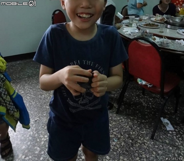 上天給了一個不完美的孩子,但是這孩子在我心中是最完美的-Autism文創誌業
