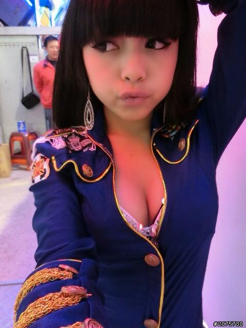 男生加一堆SG或小模粉絲團是很正常的嘛？