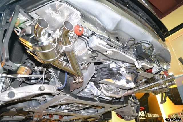 開箱-法拉利FF改裝遙控可變閥門排氣管