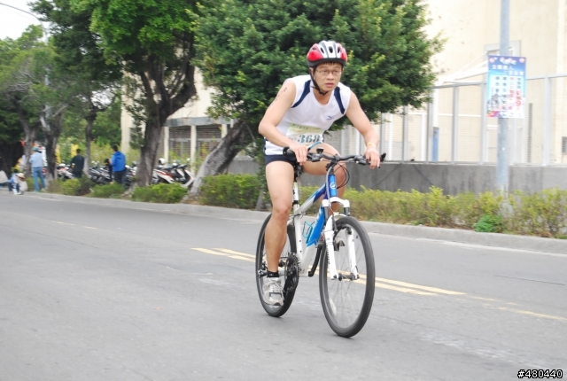2014年3/9高雄愛河鐵人賽自行車起點出發照片